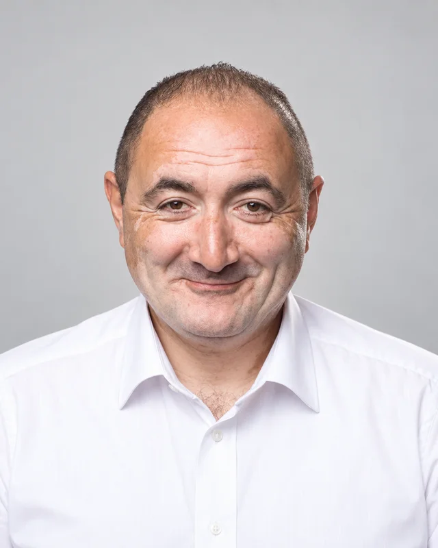 Porträt von Mustafa Basak von BRR Sicherheitsservice
